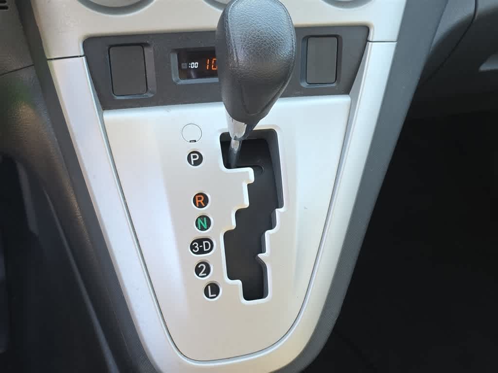 Thumbnail: 2010 Toyota Matrix - 22