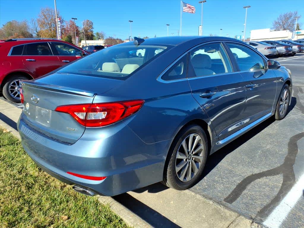 Thumbnail: 2017 Hyundai Sonata - 6