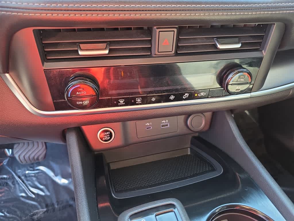 Thumbnail: 2023 Nissan Rogue - 24