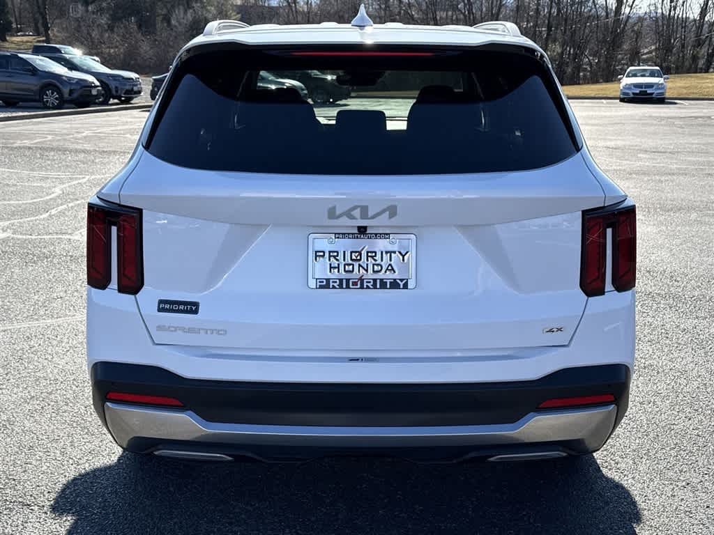 Thumbnail: 2024 Kia Sorento - 9