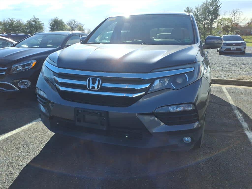 Thumbnail: 2017 Honda Pilot - 5