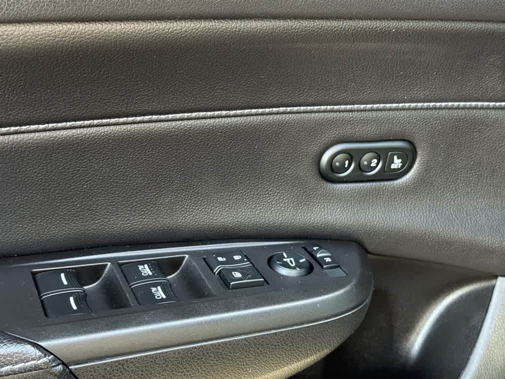 Thumbnail: 2021 Acura ILX - 17