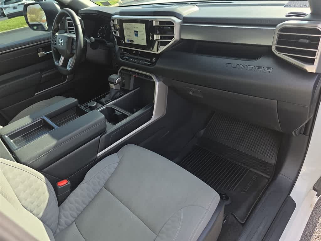 Thumbnail: 2025 Toyota Tundra - 10