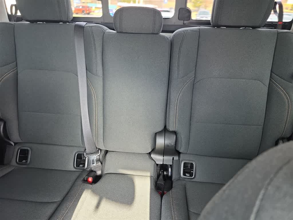 Thumbnail: 2024 Jeep Gladiator - 14