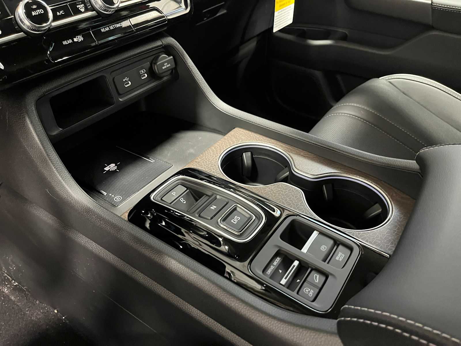 Thumbnail: 2026 Honda Pilot - 23