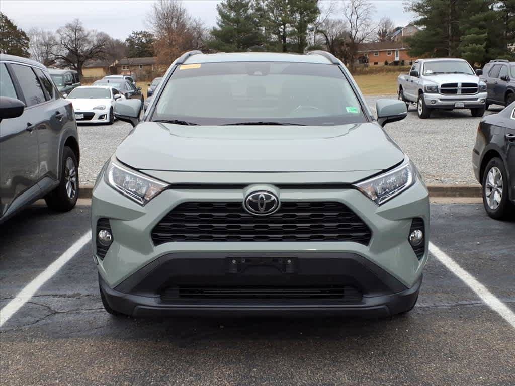 Thumbnail: 2019 Toyota RAV4 - 4