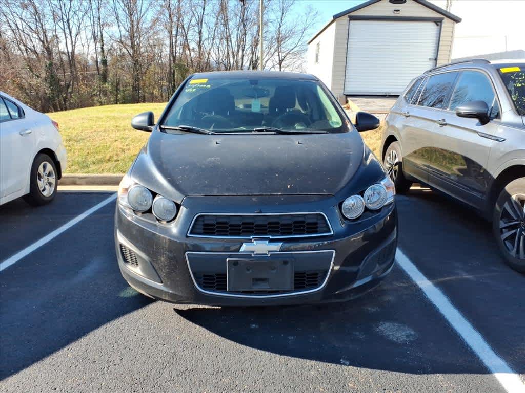 Thumbnail: 2014 Chevrolet Sonic - 4