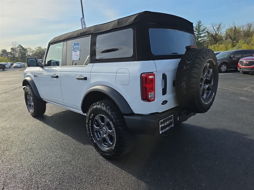 Thumbnail: 2023 Ford Bronco - 7