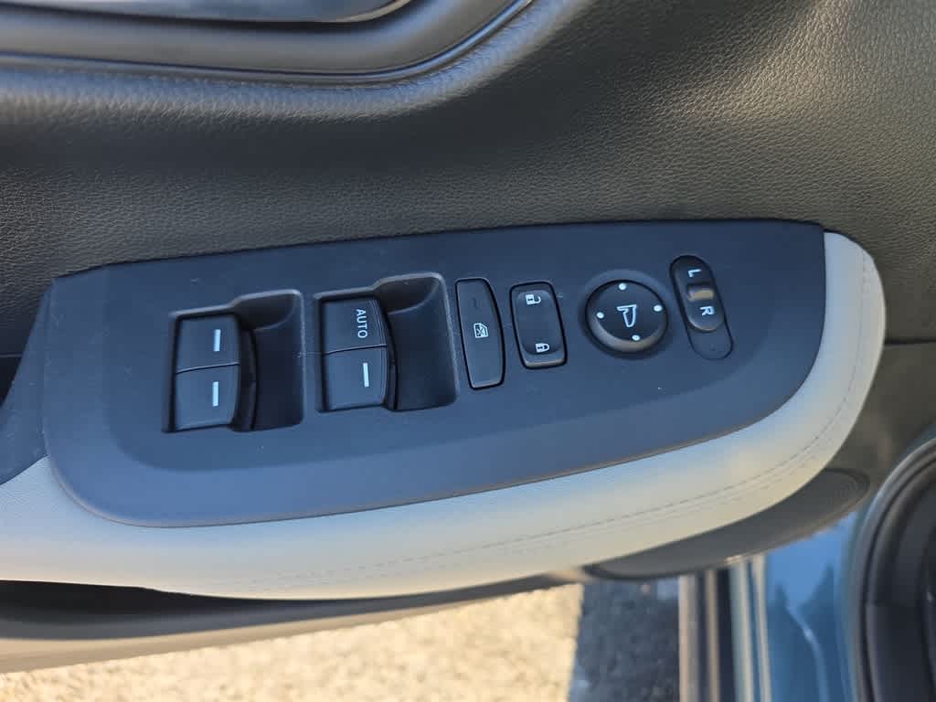 Thumbnail: 2024 Honda HR-V - 19