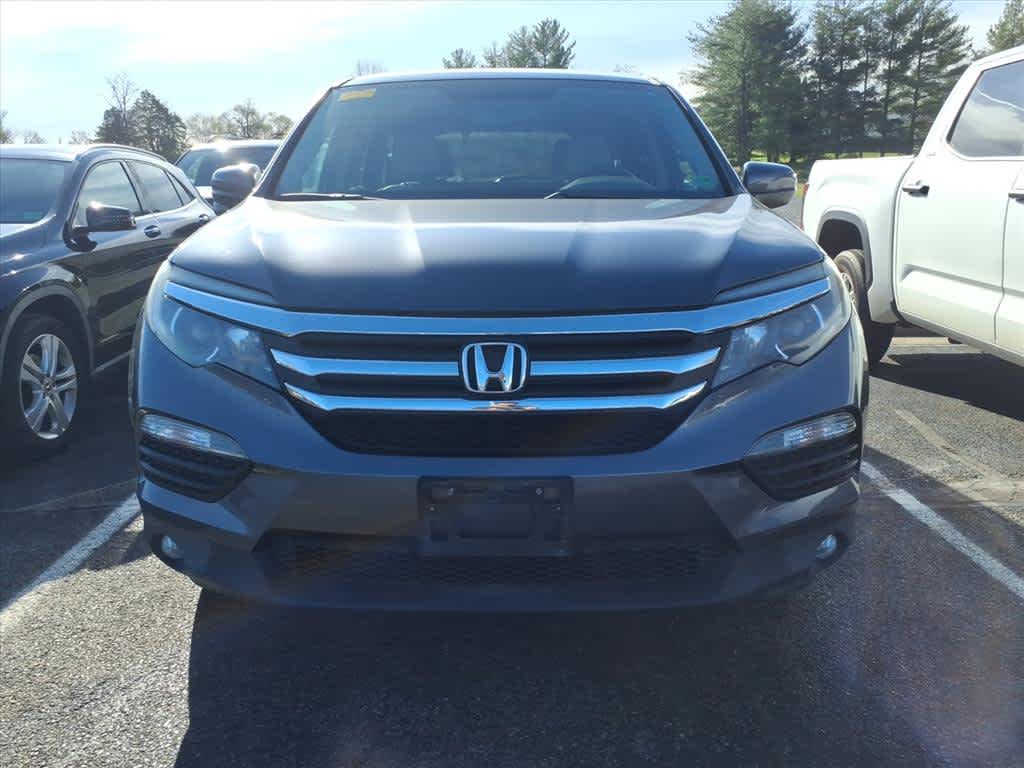 Thumbnail: 2017 Honda Pilot - 7