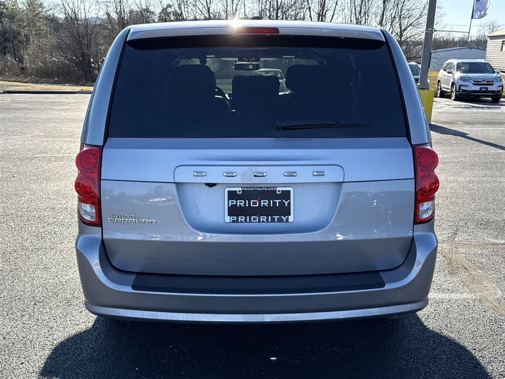 Thumbnail: 2017 Dodge Grand Caravan - 8