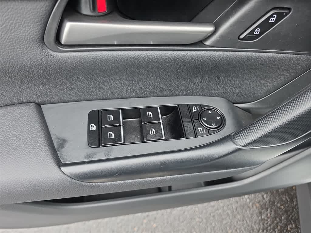 Thumbnail: 2024 Mazda CX-50 - 19