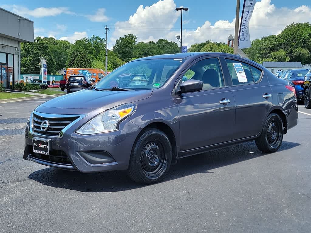 Thumbnail: 2015 Nissan Versa - 5