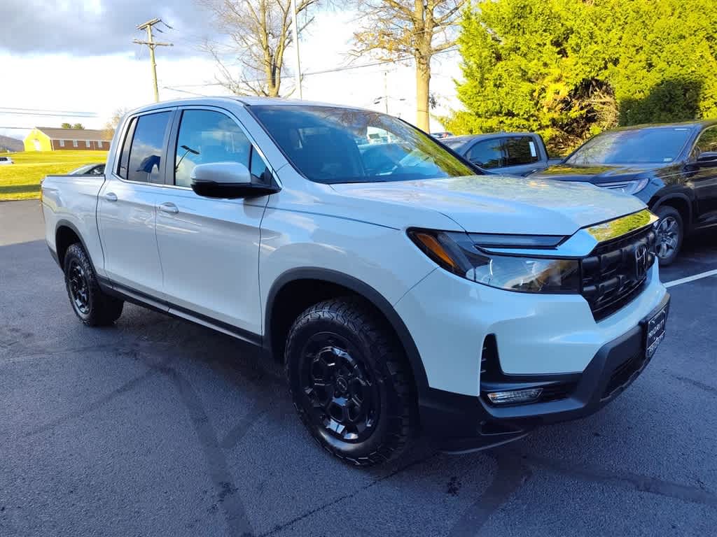 Thumbnail: 2025 Honda Ridgeline - 3