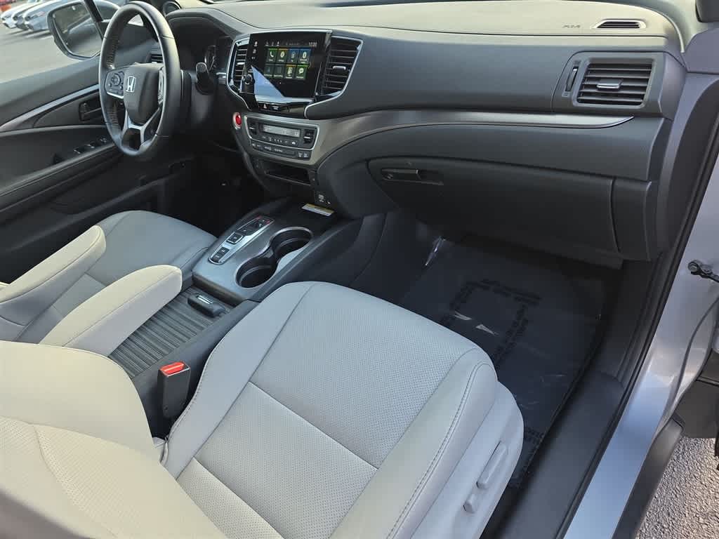 Thumbnail: 2023 Honda Passport - 12