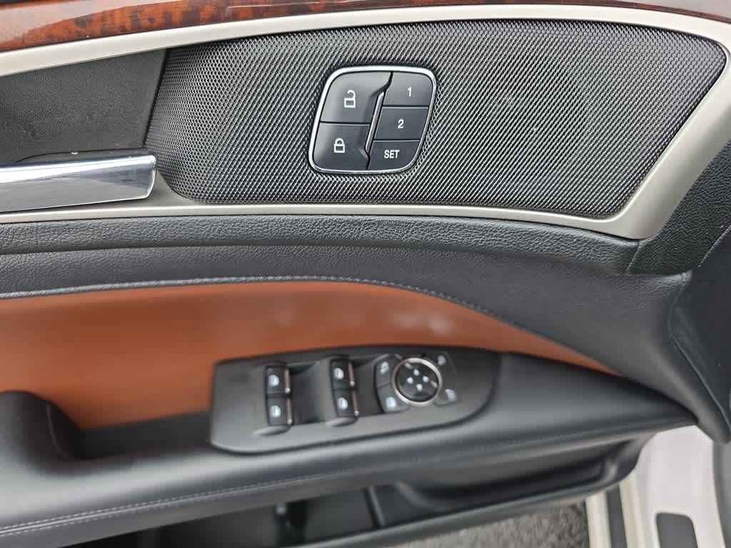 Thumbnail: 2017 Lincoln MKZ - 17