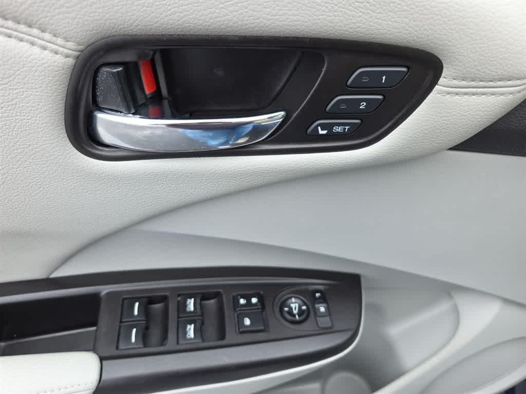 Thumbnail: 2018 Acura RDX - 17