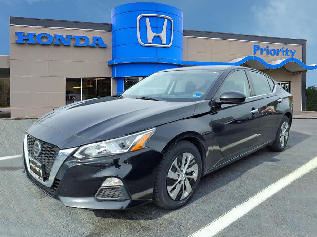 Thumbnail: 2020 Nissan Altima - 1