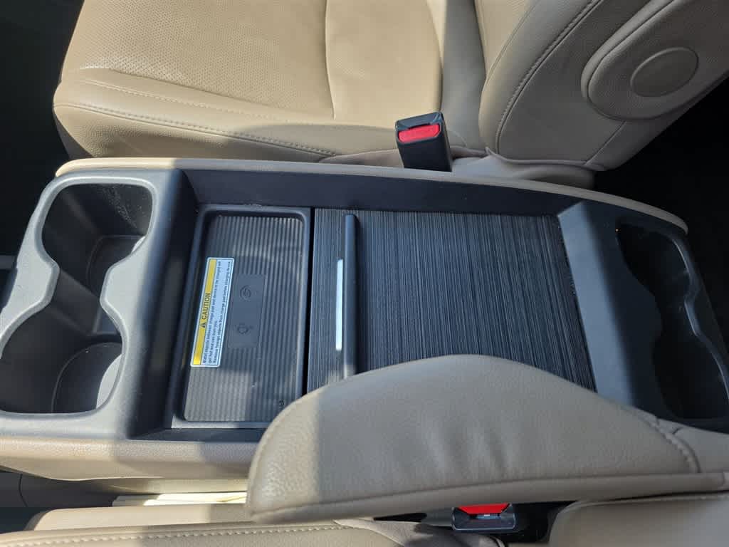 Thumbnail: 2019 Honda Odyssey - 24