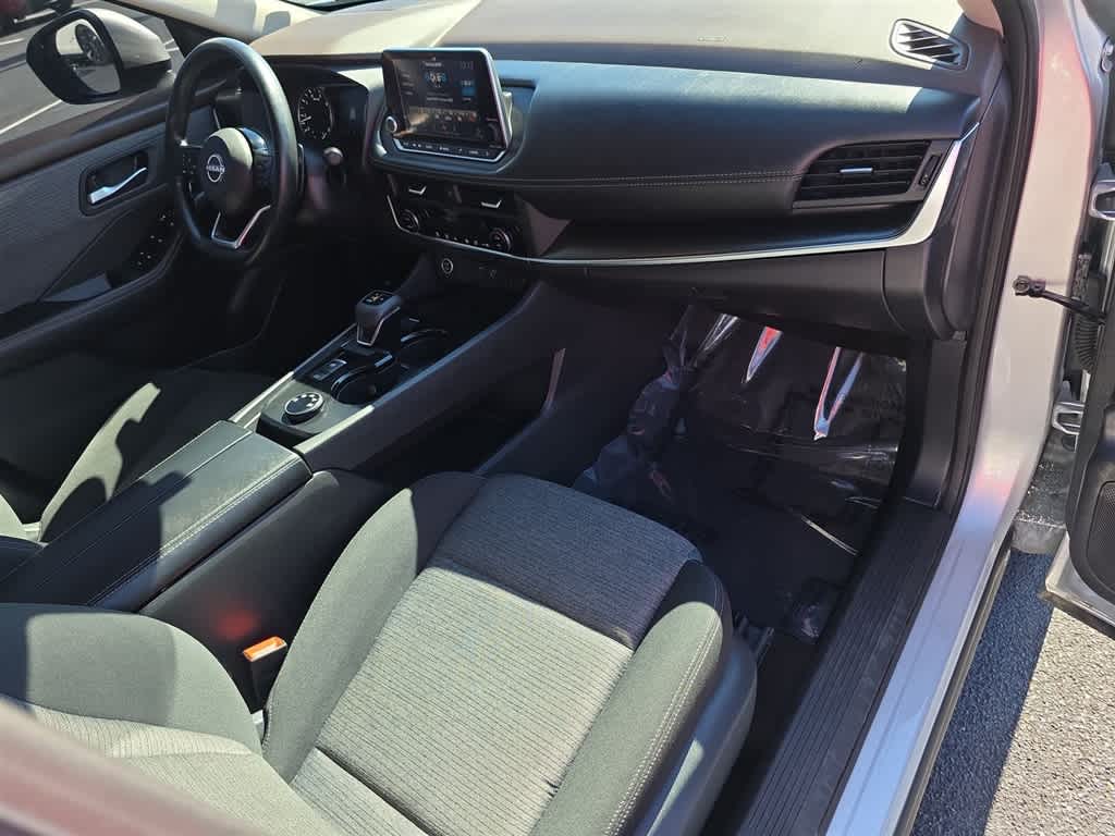 Thumbnail: 2023 Nissan Rogue - 12