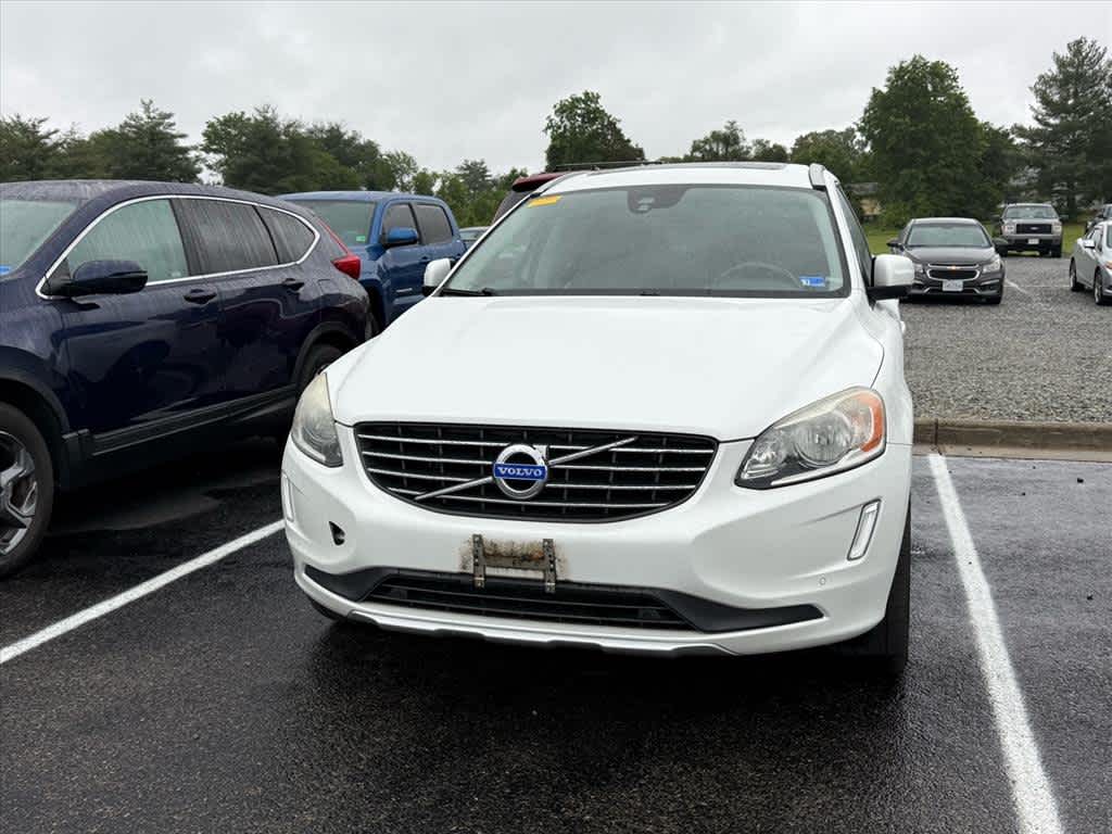 Thumbnail: 2015 Volvo XC60 - 4