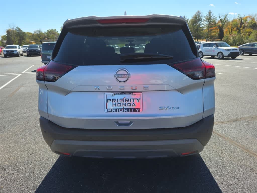 Thumbnail: 2023 Nissan Rogue - 9