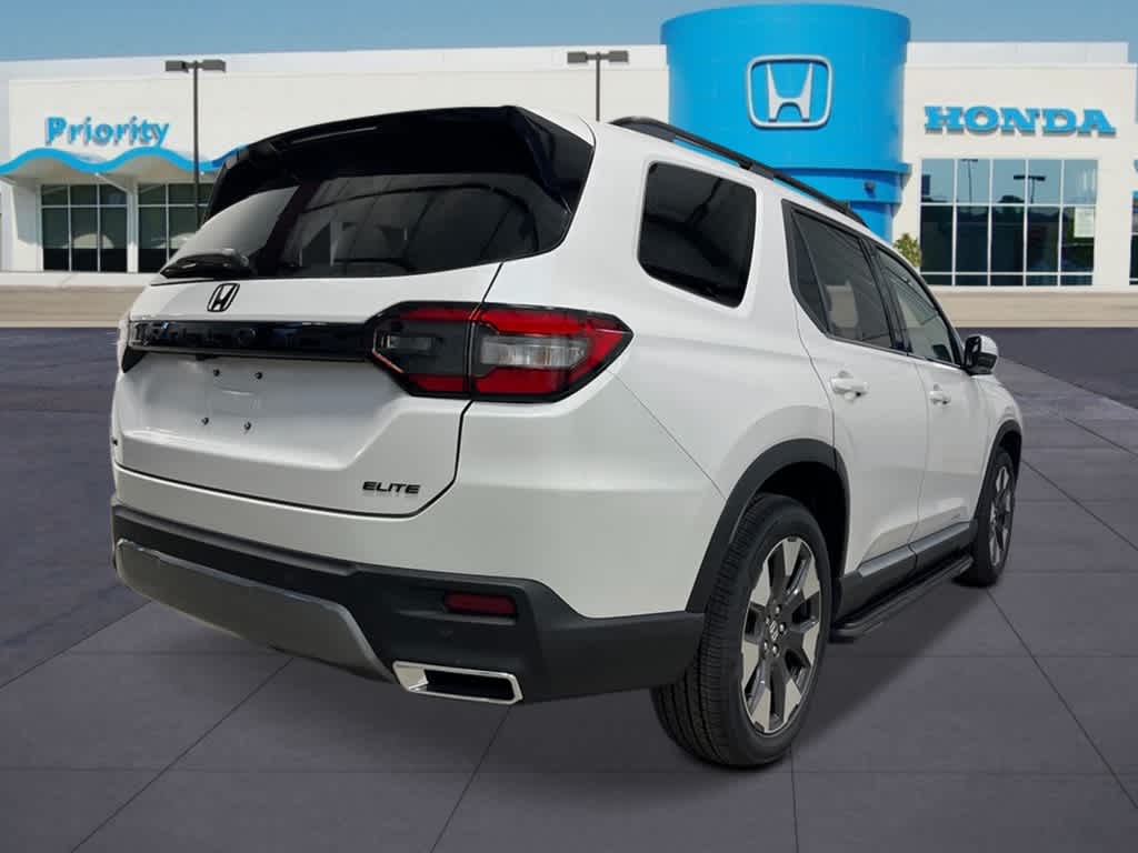 Thumbnail: 2026 Honda Pilot - 7