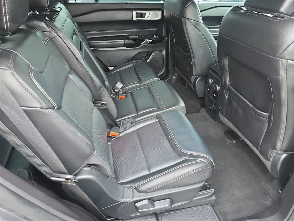 Thumbnail: 2021 Ford Explorer - 11