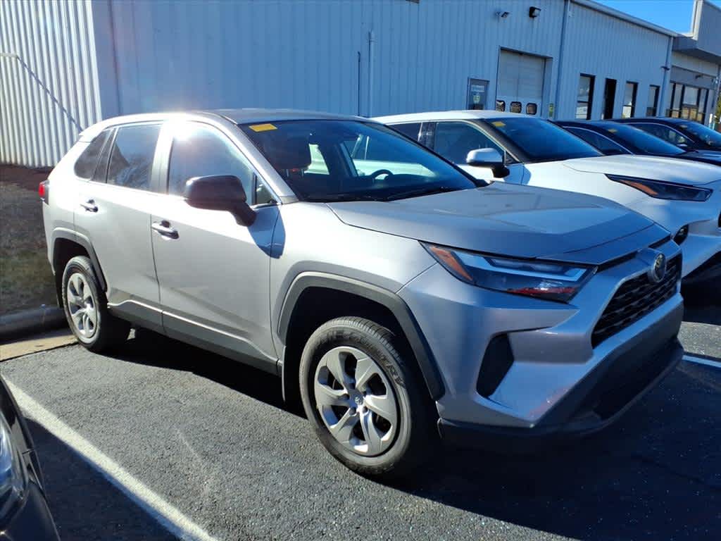 Thumbnail: 2023 Toyota RAV4 - 9