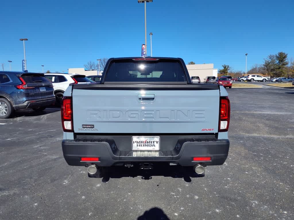 Thumbnail: 2025 Honda Ridgeline - 8