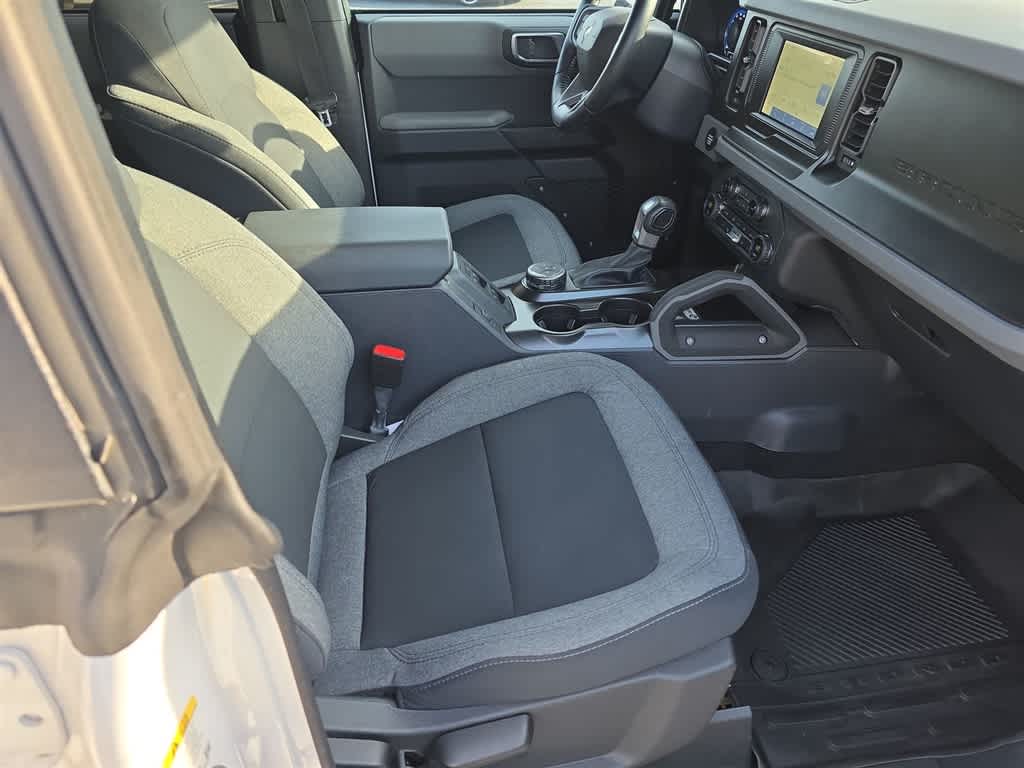 Thumbnail: 2023 Ford Bronco - 15