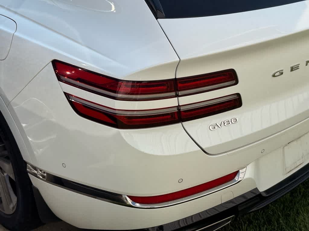 Thumbnail: 2021 Genesis GV80 - 12