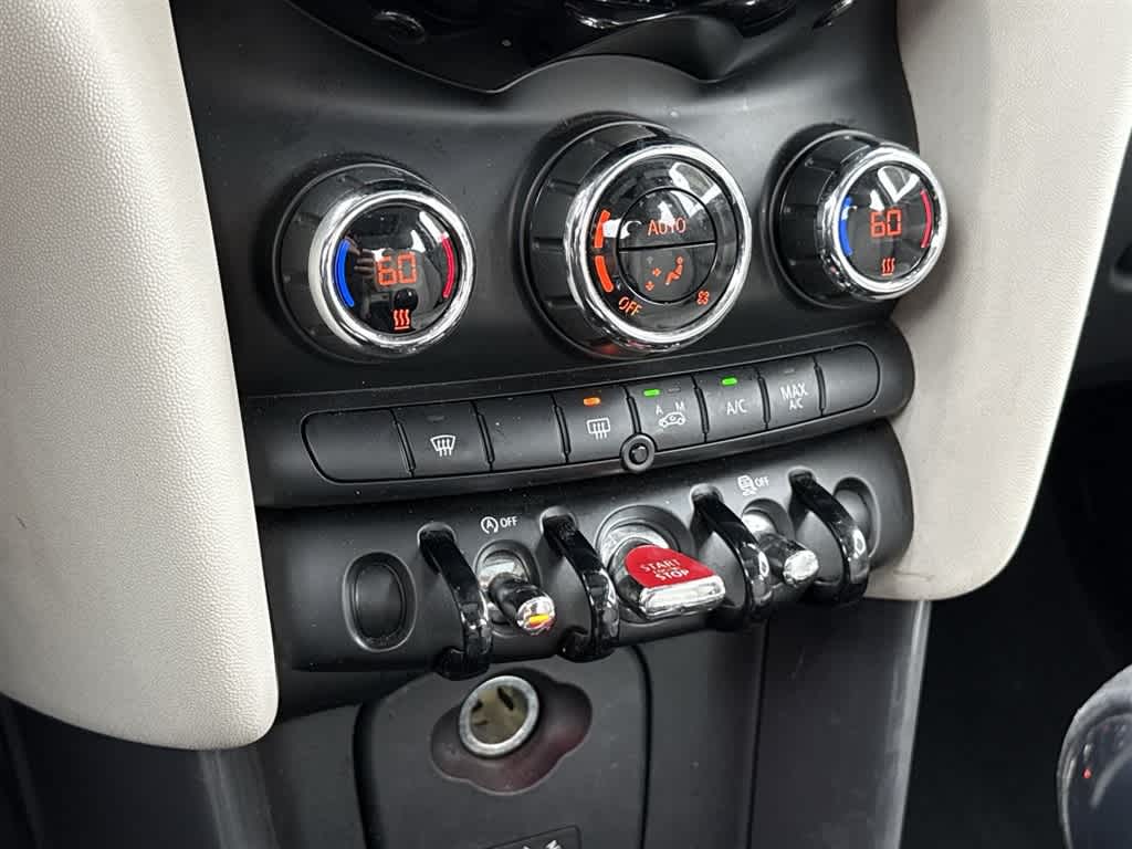 Thumbnail: 2014 MINI Cooper Hardtop - 22