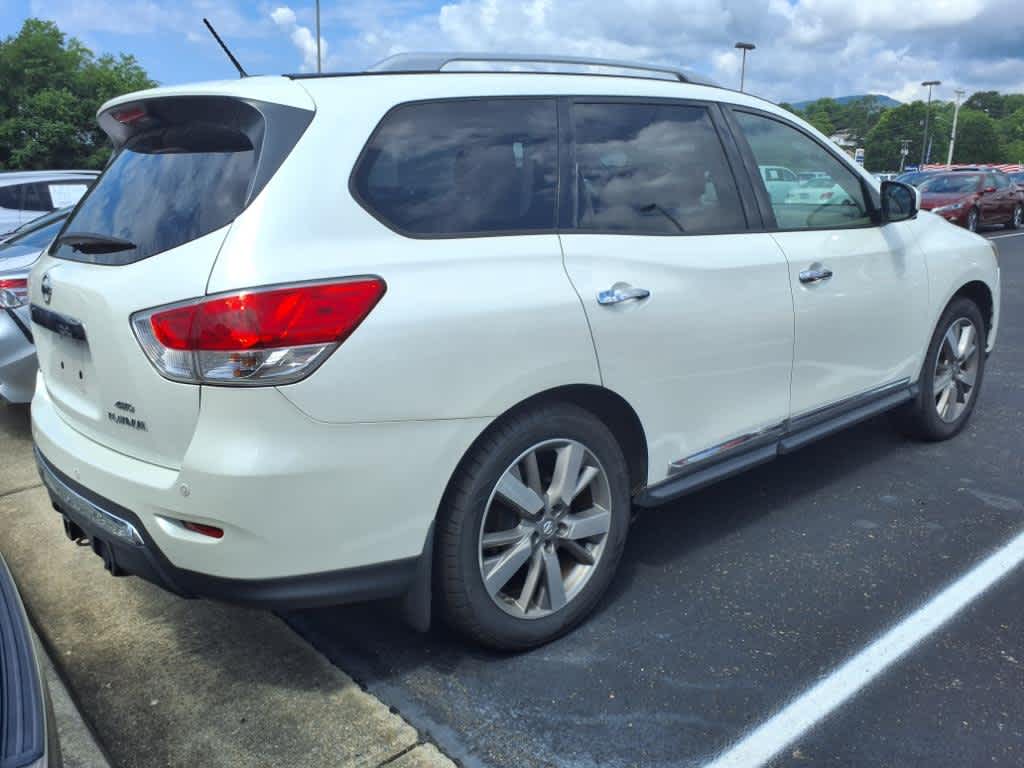 Thumbnail: 2015 Nissan Pathfinder - 5