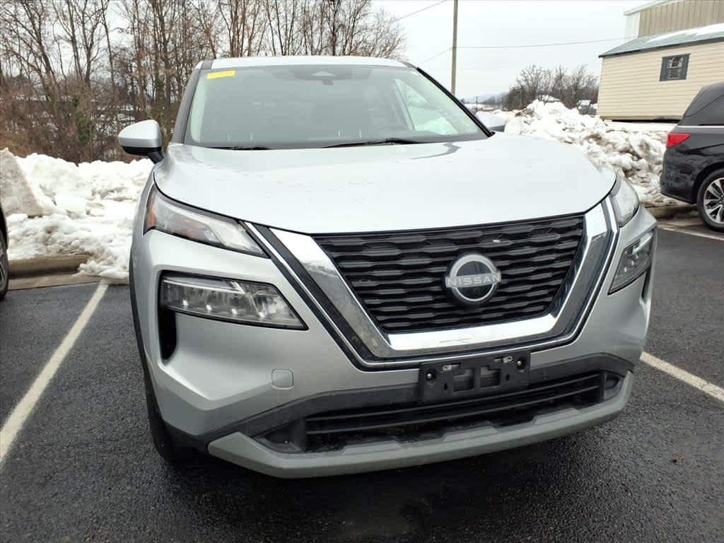 Thumbnail: 2023 Nissan Rogue - 9