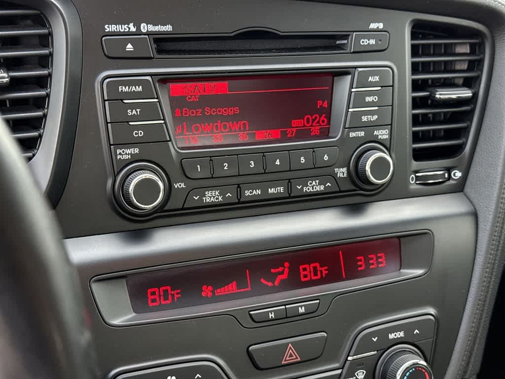 Thumbnail: 2011 Kia Optima - 20