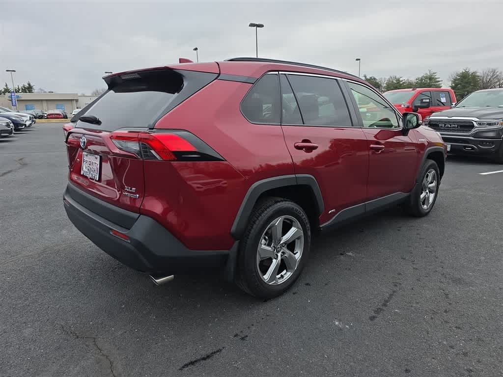 Thumbnail: 2021 Toyota RAV4 - 2