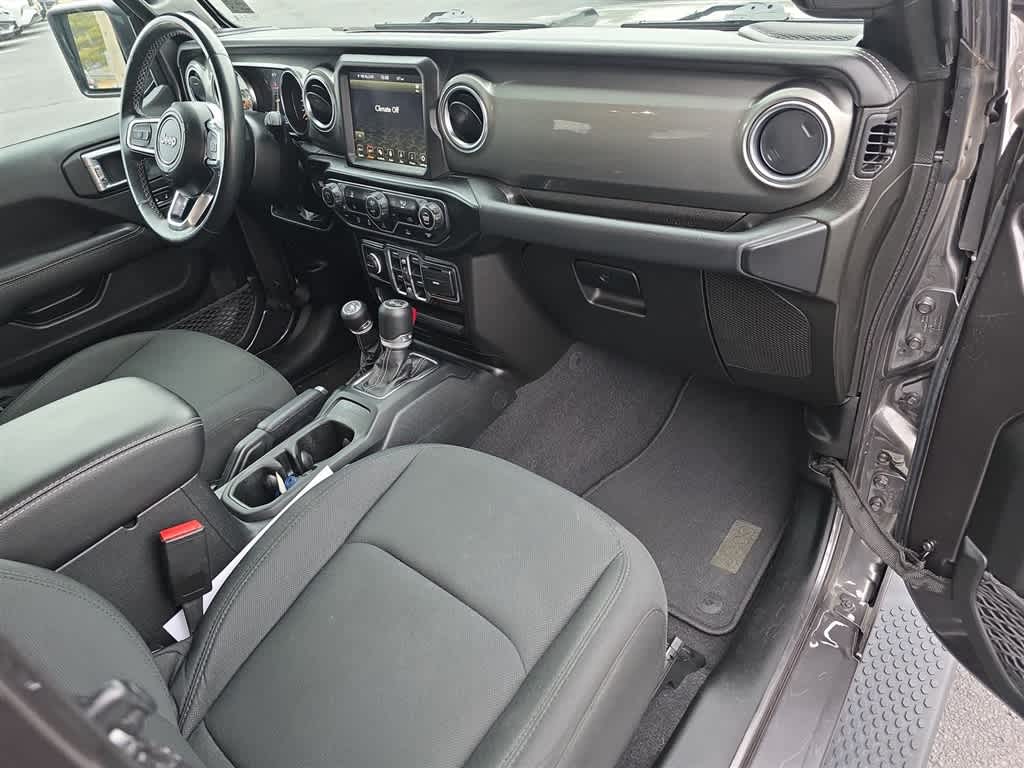 Thumbnail: 2022 Jeep Wrangler - 12