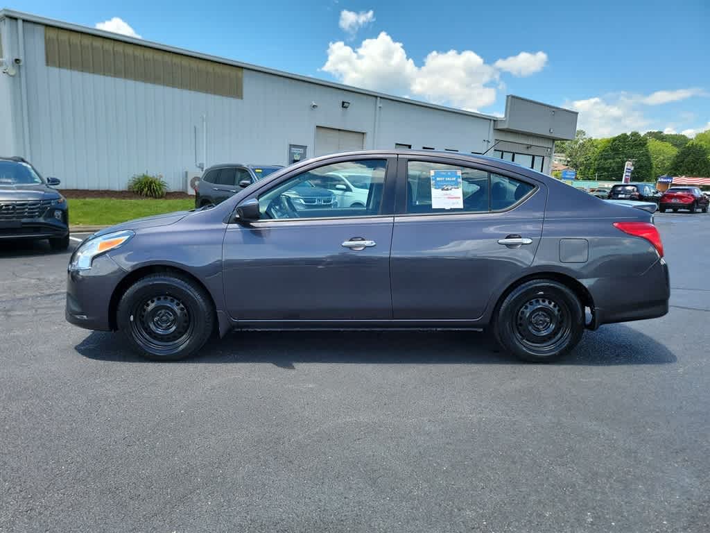 Thumbnail: 2015 Nissan Versa - 6