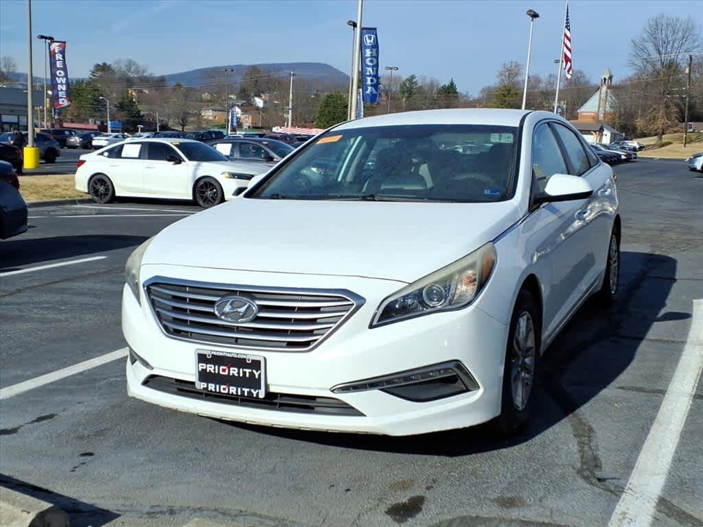 Thumbnail: 2015 Hyundai Sonata - 2