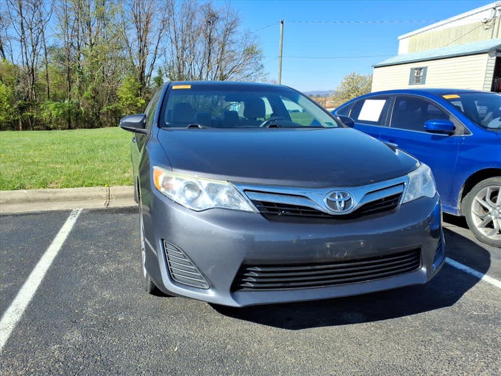 Thumbnail: 2012 Toyota Camry - 9