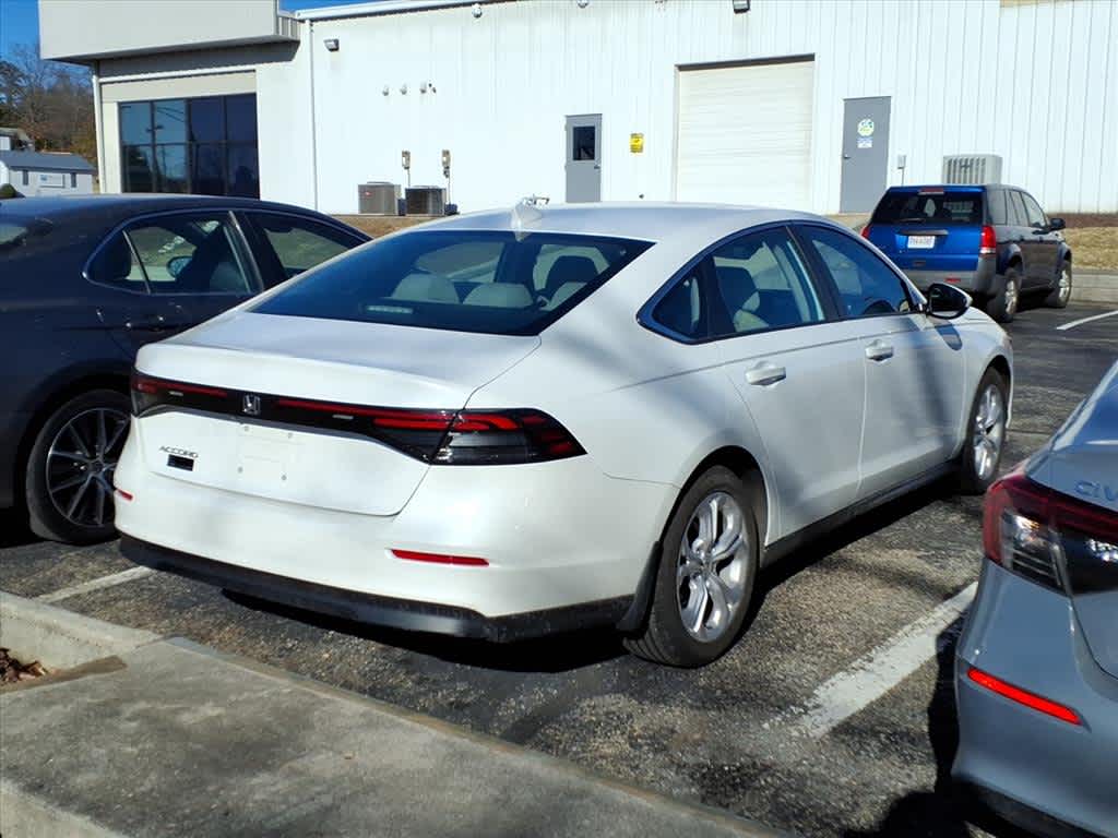 Thumbnail: 2024 Honda Accord - 9