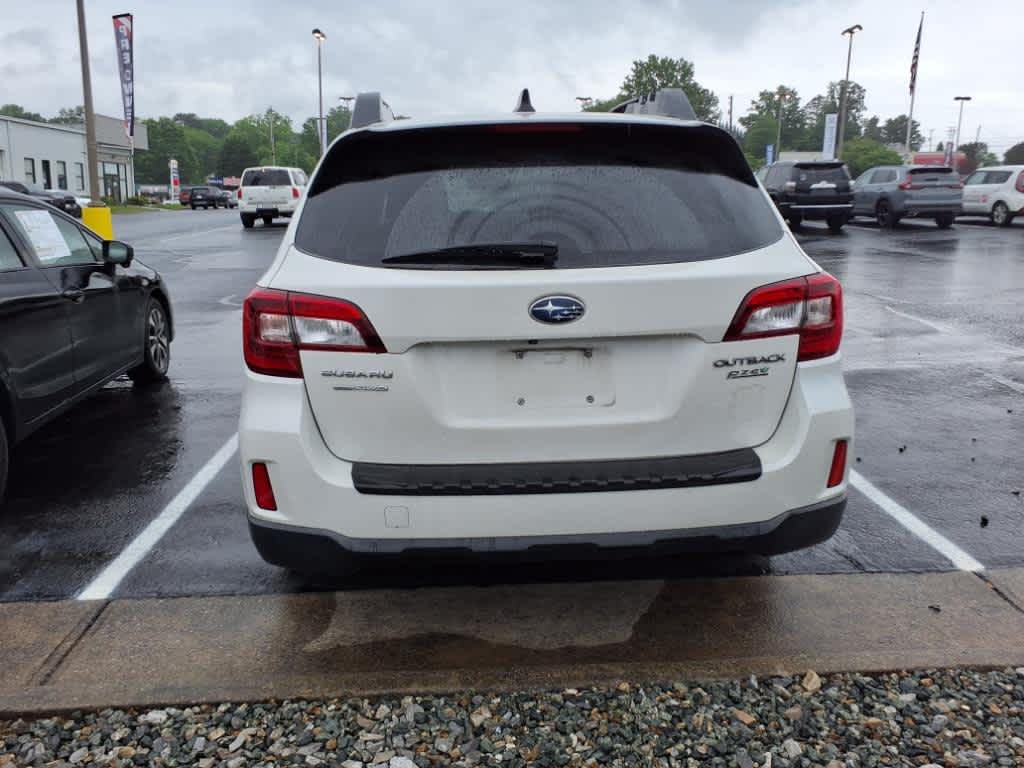 2017 Subaru Outback Premium 3