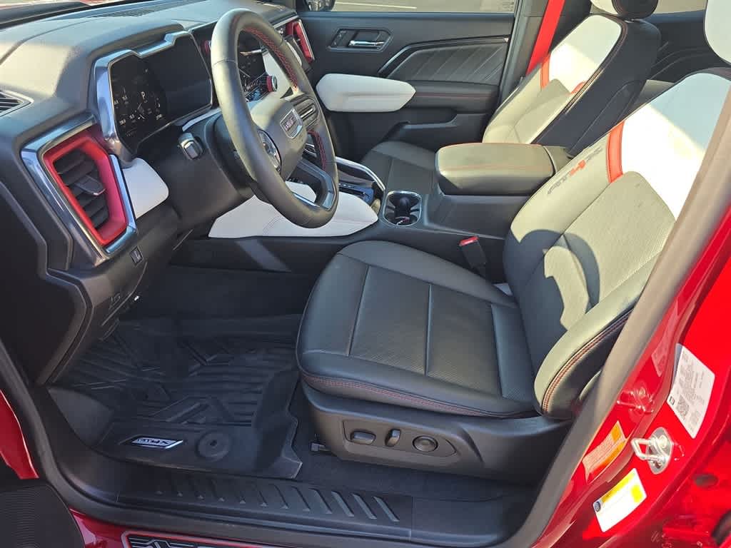 Thumbnail: 2024 GMC Canyon - 16