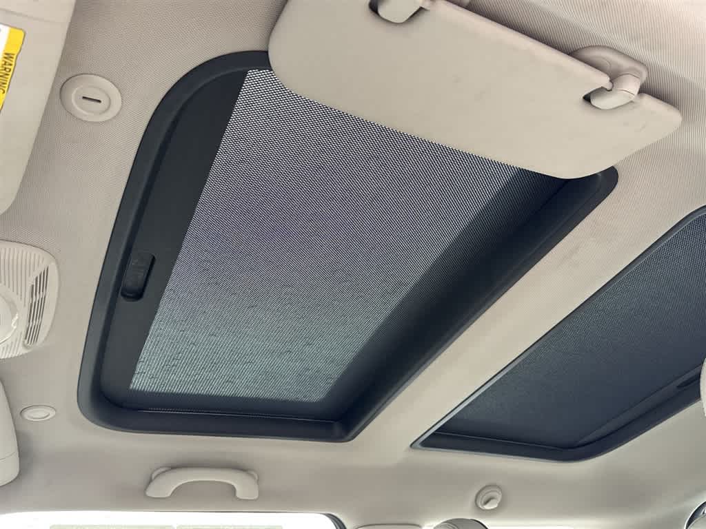 Thumbnail: 2014 MINI Cooper Hardtop - 25