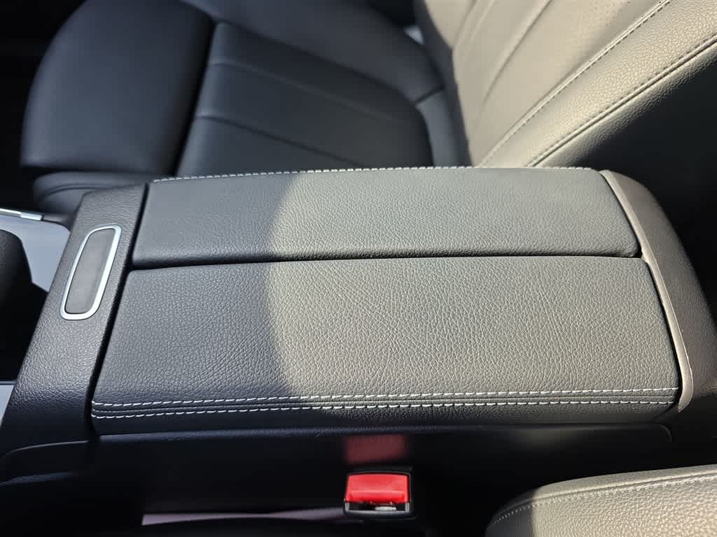 Thumbnail: 2021 Mercedes-Benz GLA - 24