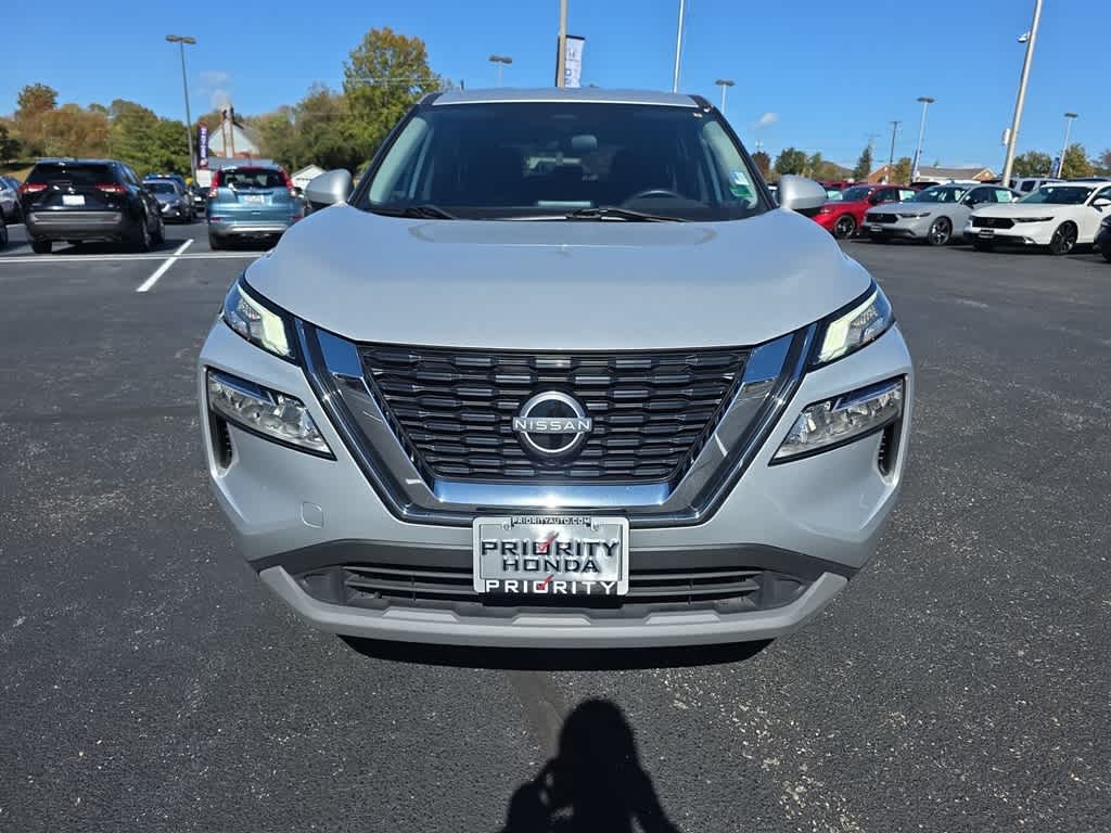 Thumbnail: 2023 Nissan Rogue - 4