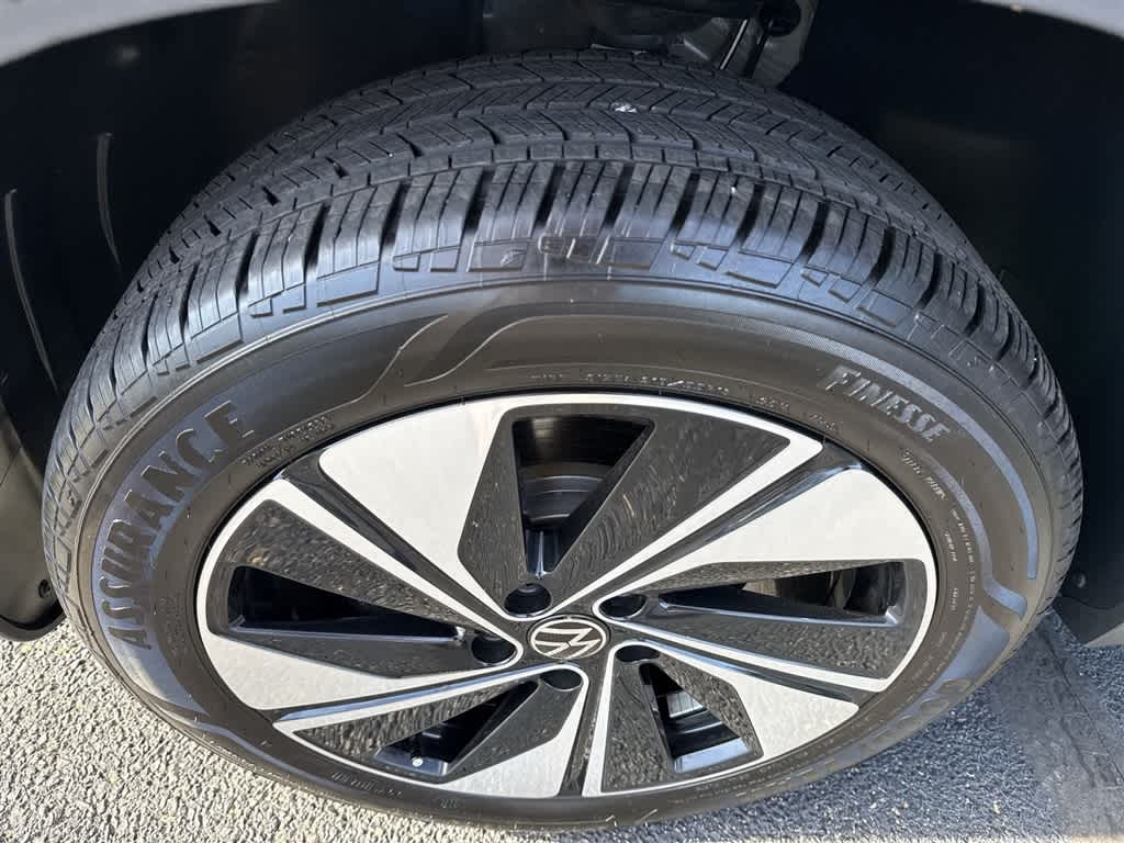 Thumbnail: 2024 Volkswagen Taos - 27