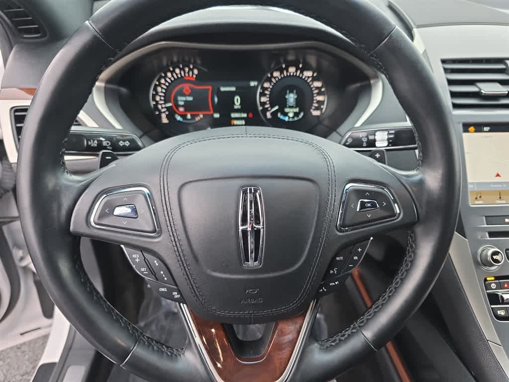 Thumbnail: 2017 Lincoln MKZ - 18