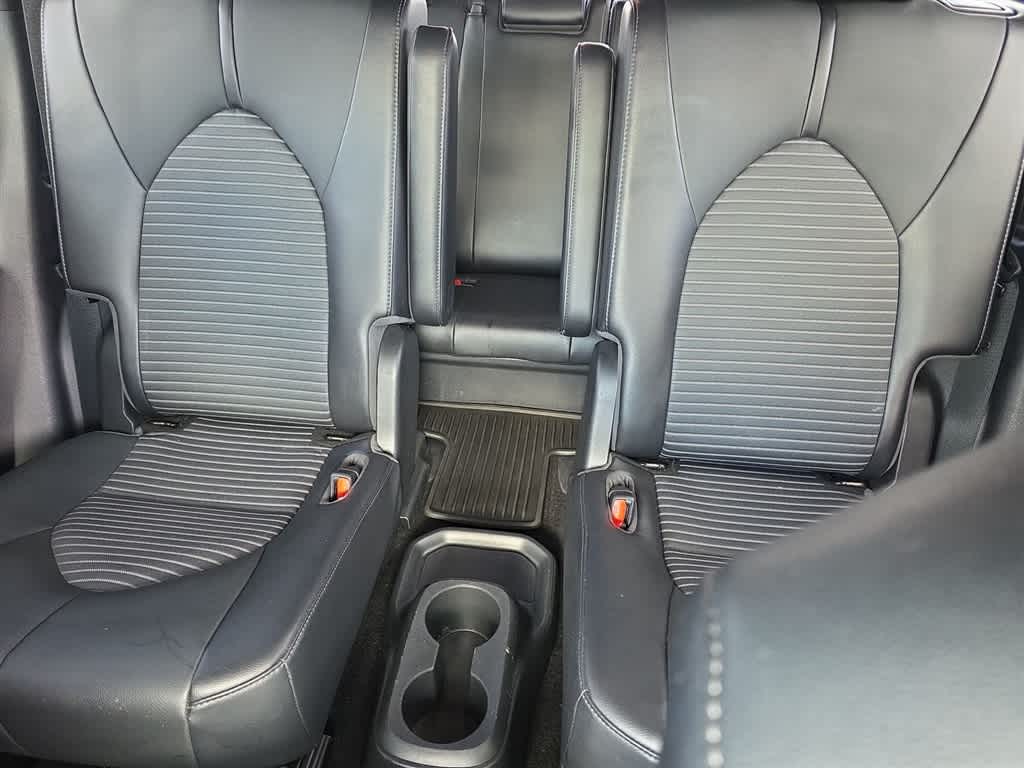 Thumbnail: 2021 Toyota Highlander - 14